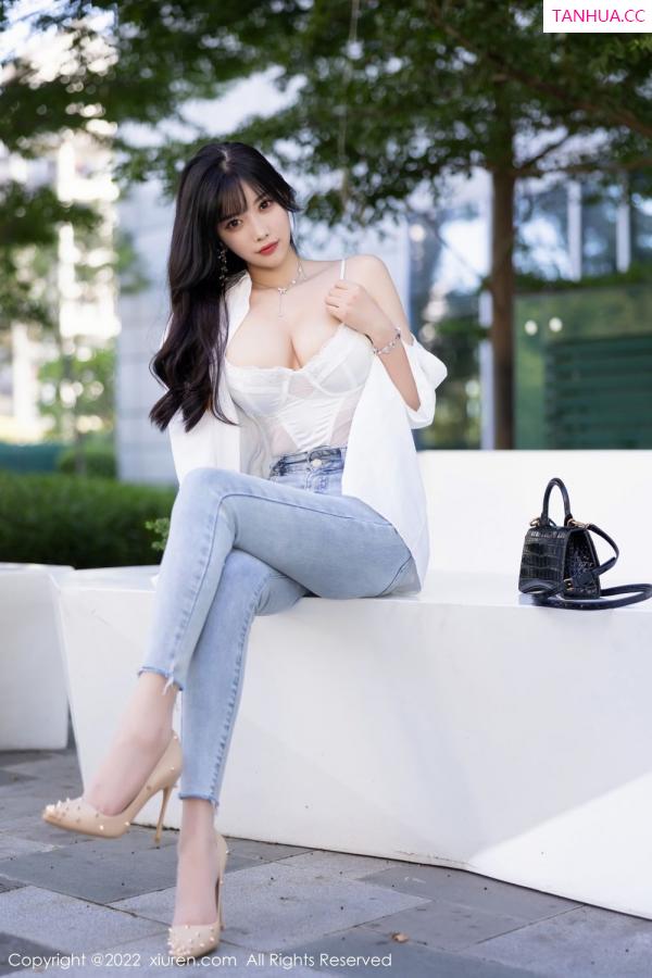 杨晨晨 sugar小甜心CC [XiuRen]高清写真图 2022.09.20 No.5614 杨晨晨Yome第14张图片